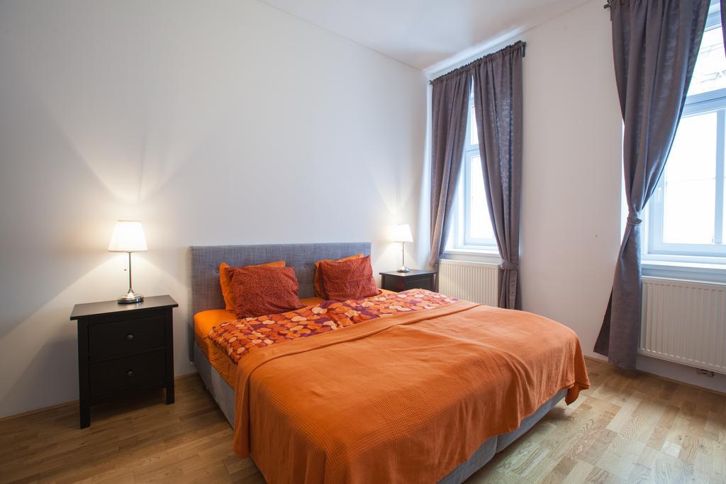 Theresiengasse Apartment *